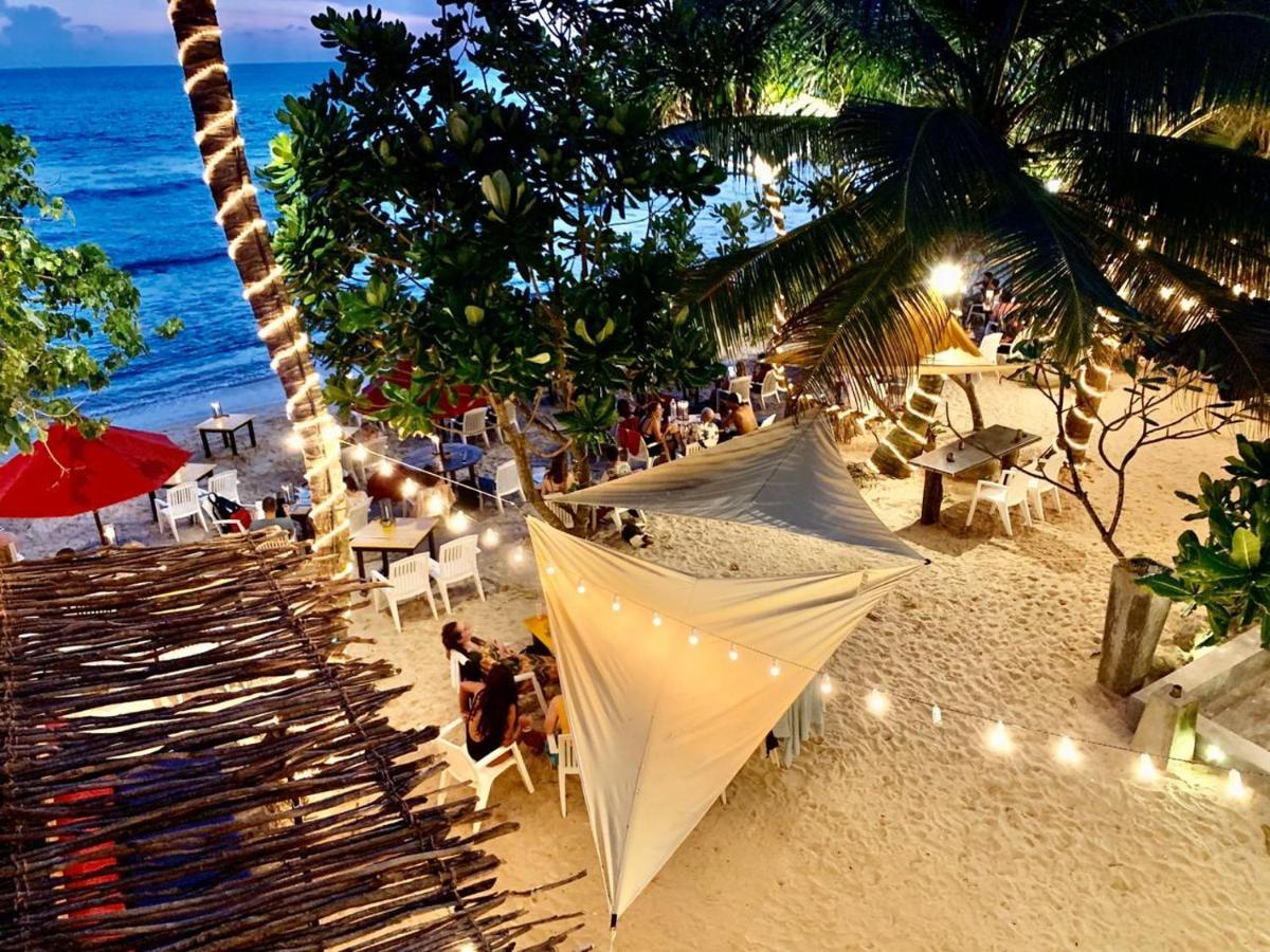 Central Beach Inn Mirissa Exterior foto